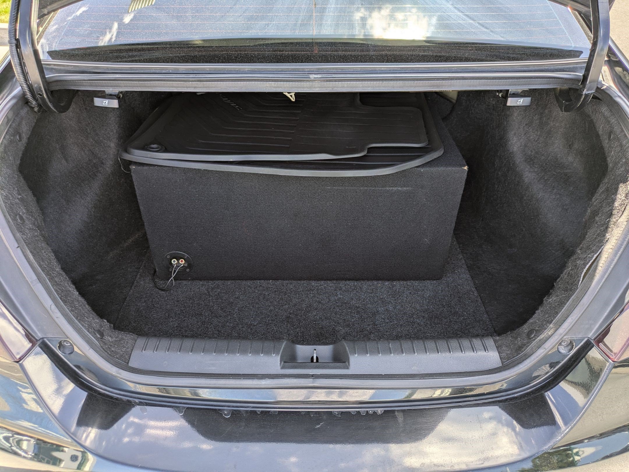 Used 2015 Crystal Black Pearl Honda Si image 27