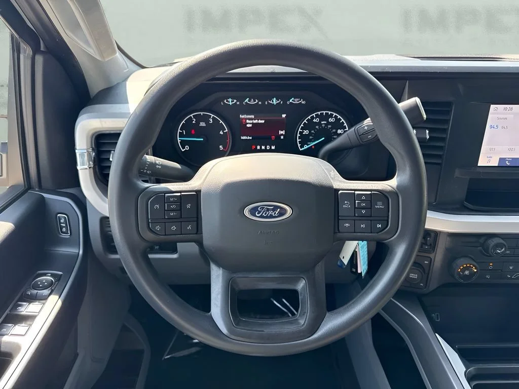 Used 2025 White Ford XL image 14