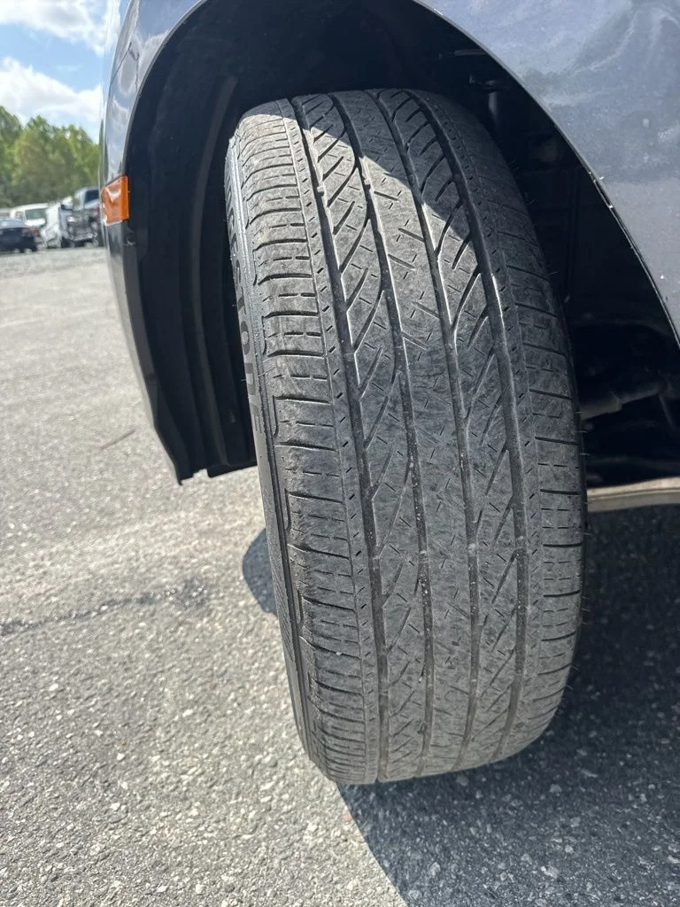 Used 2025 Gray Honda EX-L image 31