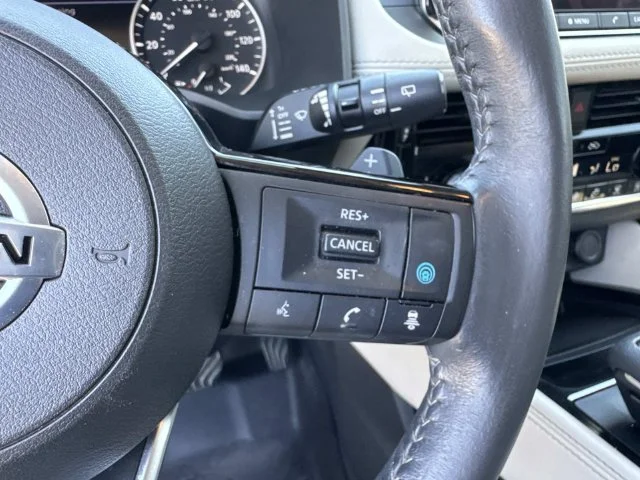 Used 2021 White Nissan SL image 52