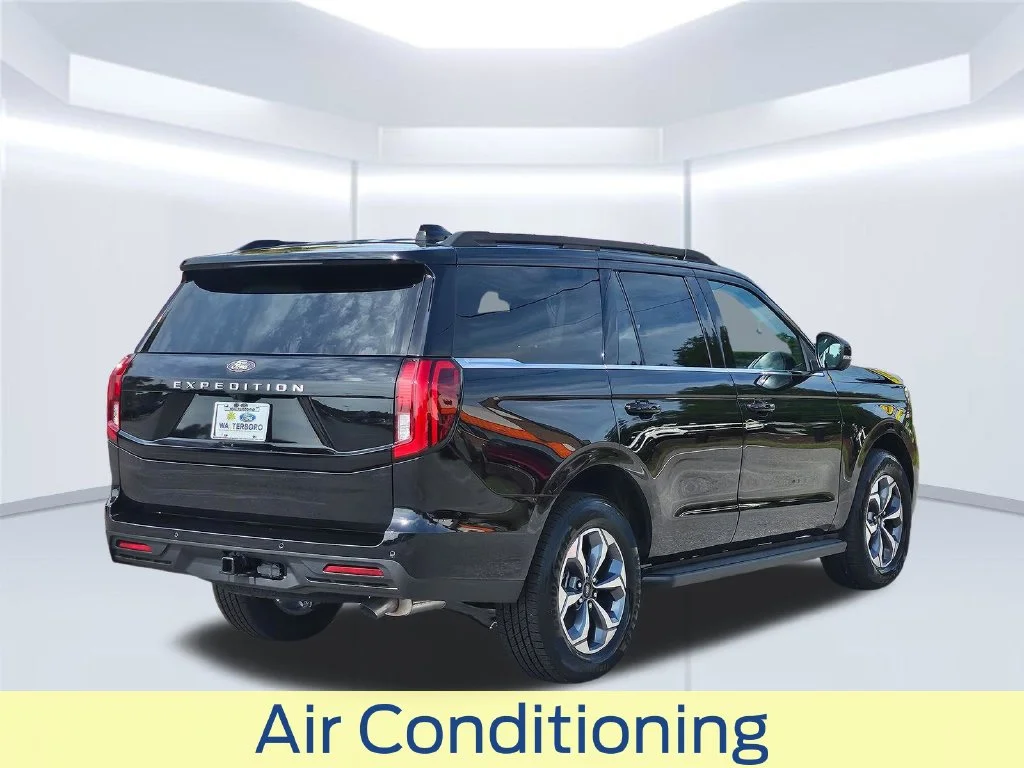 New 2027 Black Ford Active image 24