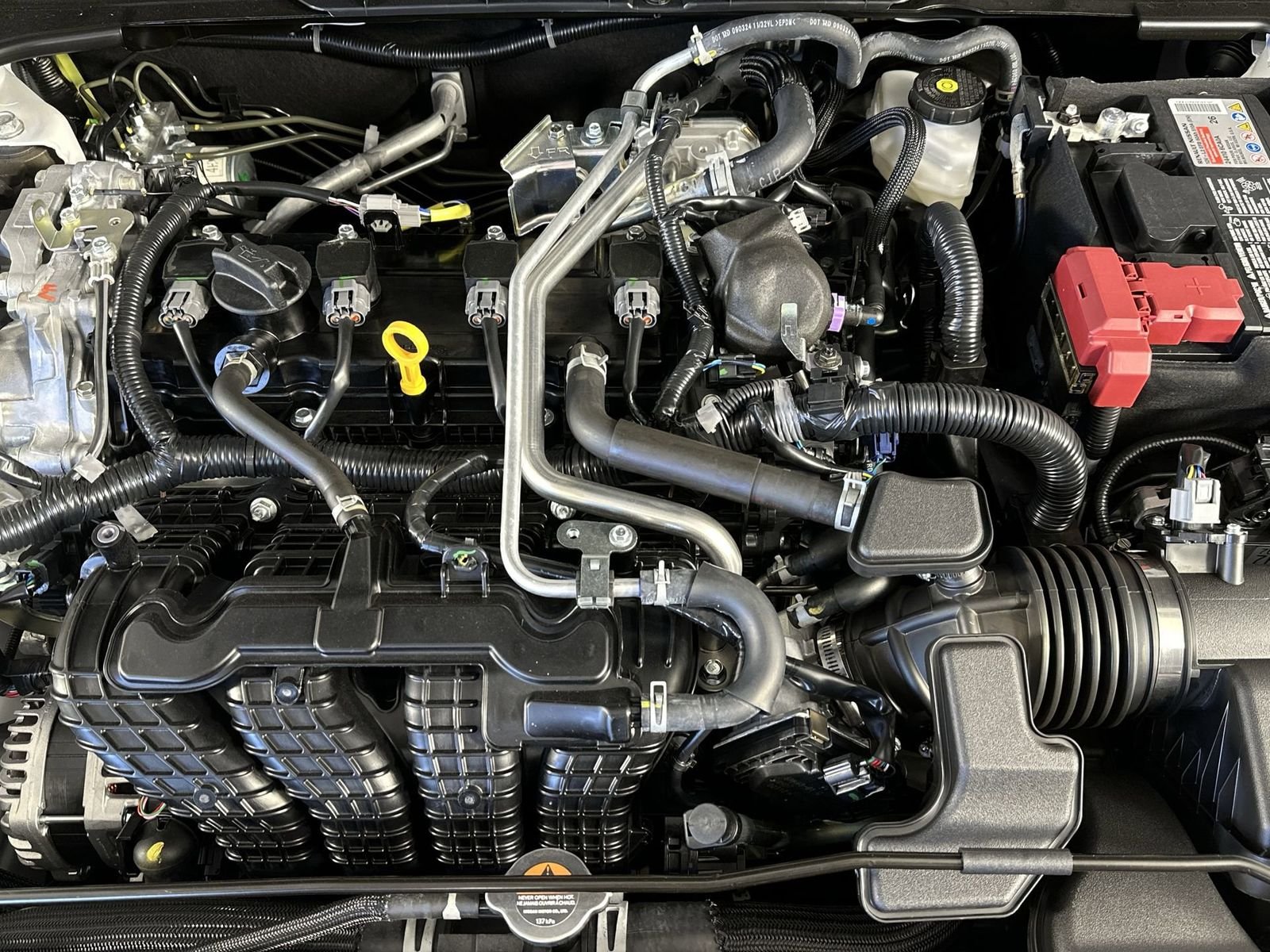 2025 Nissan Altima SR - Photo 28