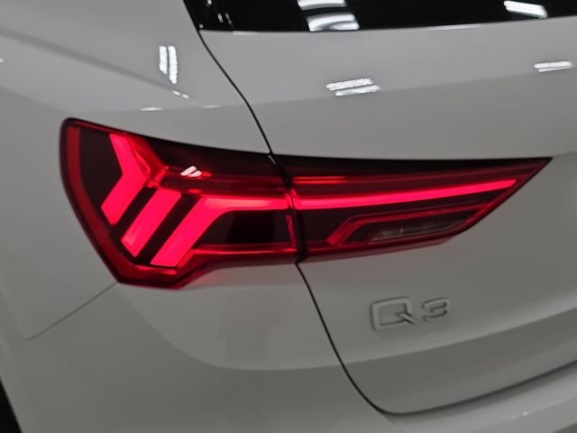 Used 2025 Black Audi Premium image 31