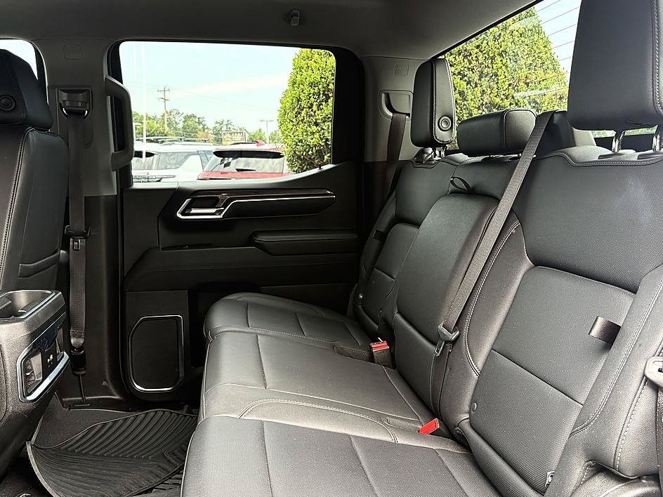Used 2024 Iridescent Pearl Tricoat Chevrolet LTZ image 8