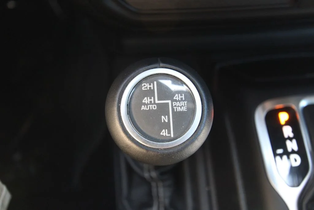 Used 2019 Black Jeep Unlimited Sahara image 26
