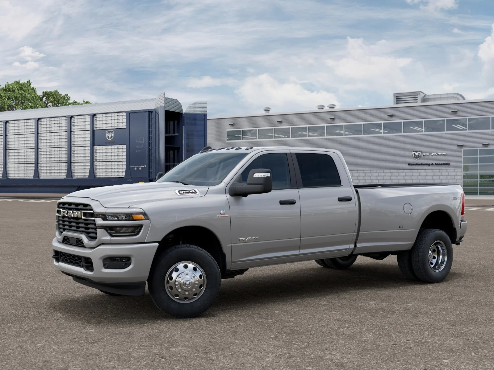 New 2026 Silver-Zynith Exterior Paint RAM BIG HORN image 2