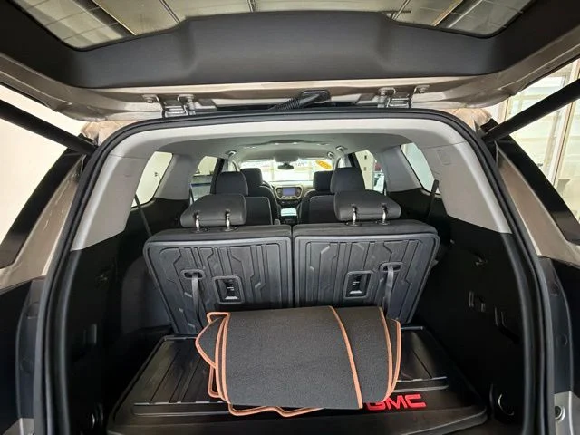 2023 GMC Acadia AT4 - Photo 16