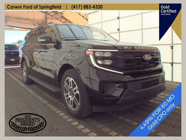 Used 2025 Agate Black Metallic Ford Active image 1