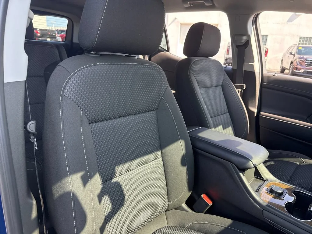 2023 GMC Acadia SLE - Photo 34