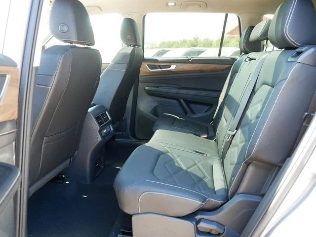 New 2026 Black Volkswagen 1.5T S image 8