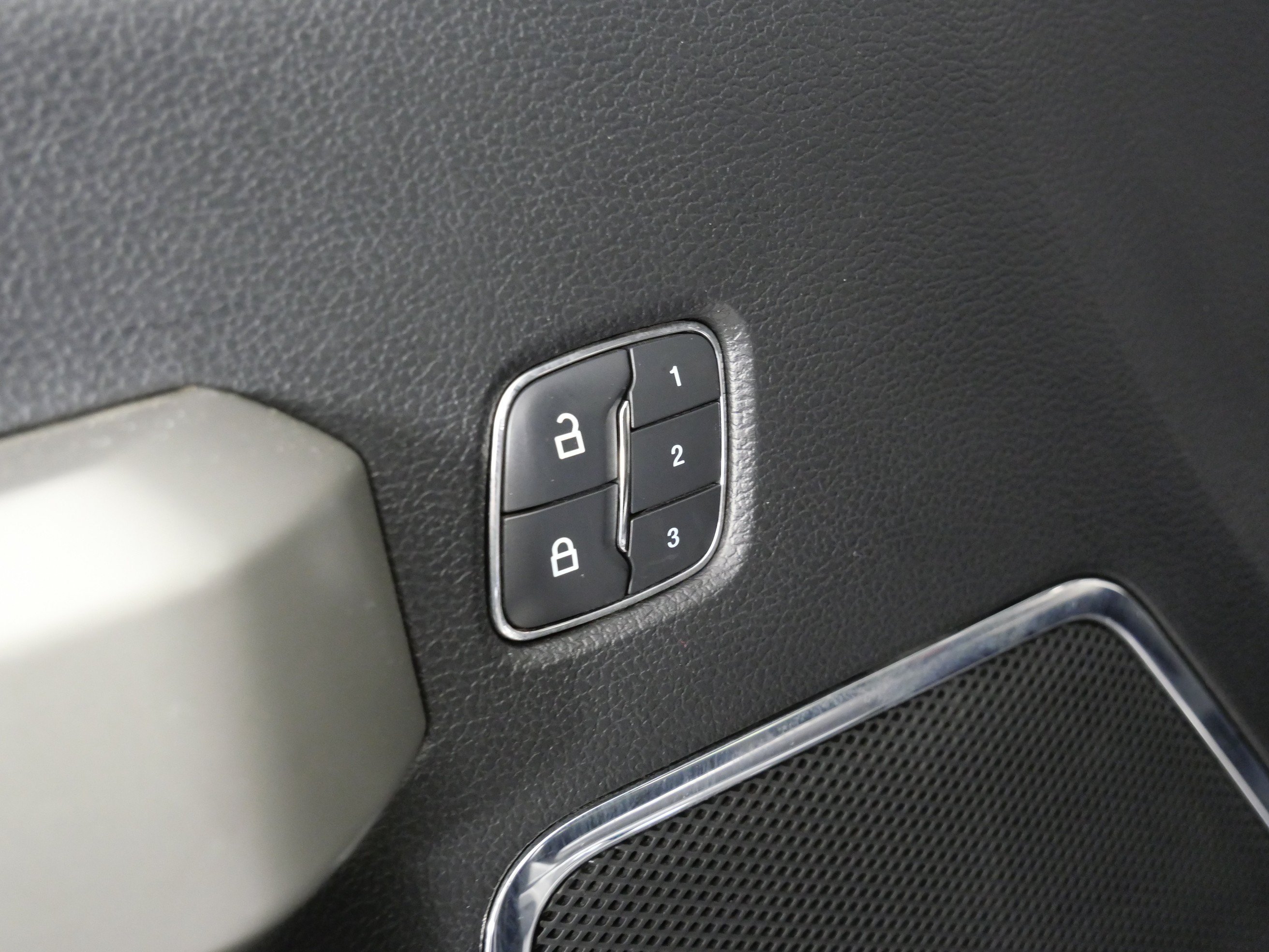 Used 2016 Shadow Black Ford Lariat image 23