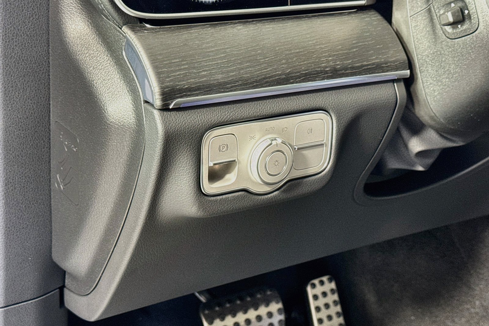 New 2027 Cirrus Silver Metallic Mercedes-Benz GLS 450 image 10