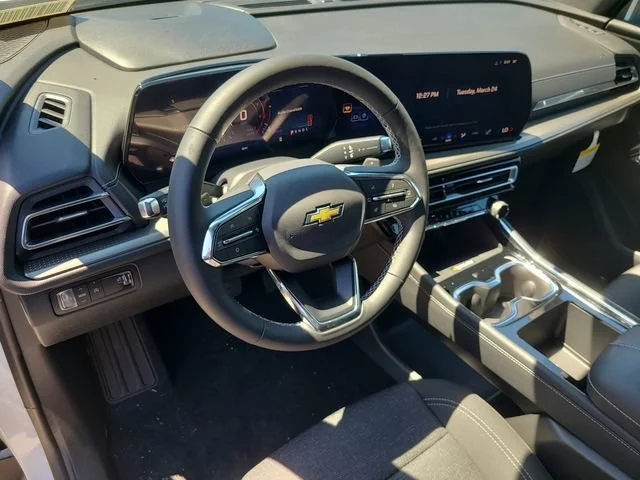 New 2026 Summit White Chevrolet LT image 20