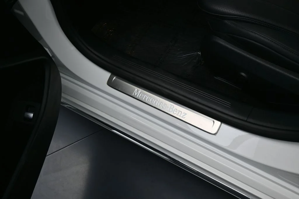Used 2025 White Mercedes-Benz E 350 image 39