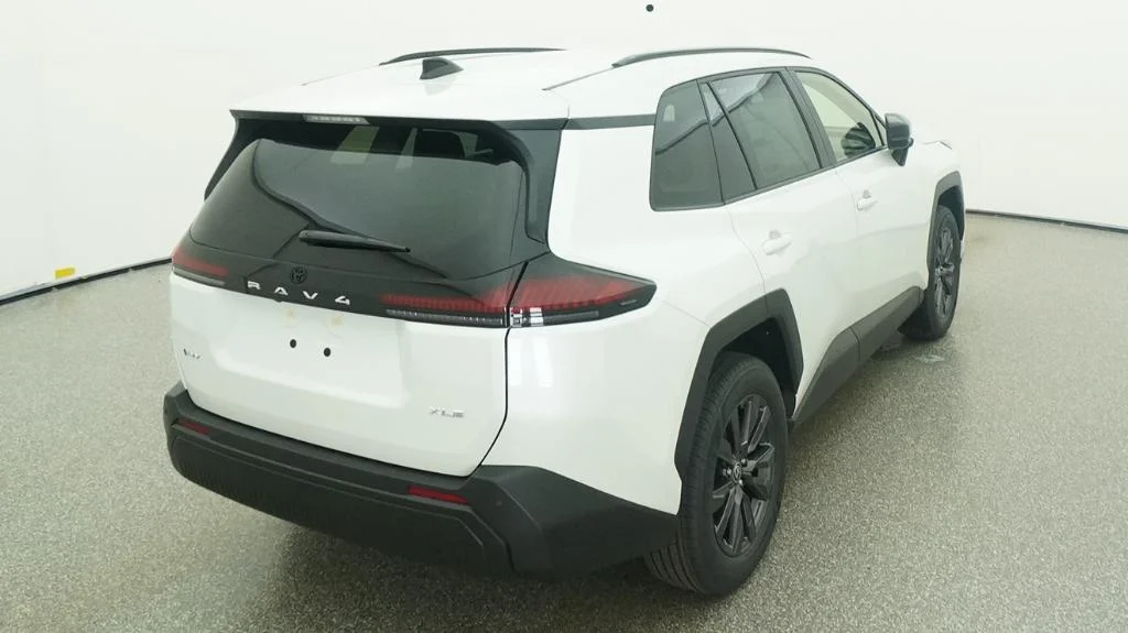 New 2026 Wind Chill Pearl Toyota XLE Premium image 50