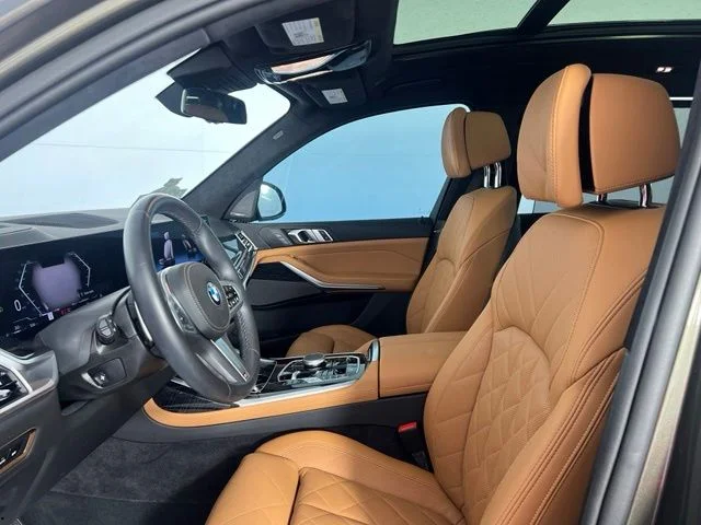 Certified Used 2026 Green BMW xDrive40i image 11