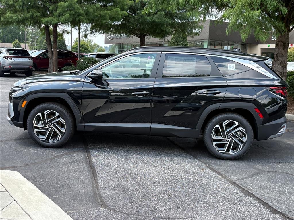 New 2026 Phantom Black Hyundai SEL Plus image 2