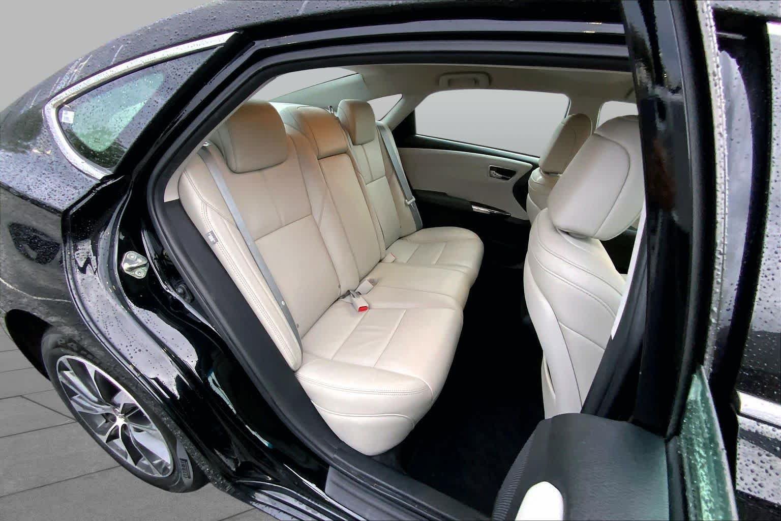 Used 2016 Midnight Black Metallic Toyota XLE image 19