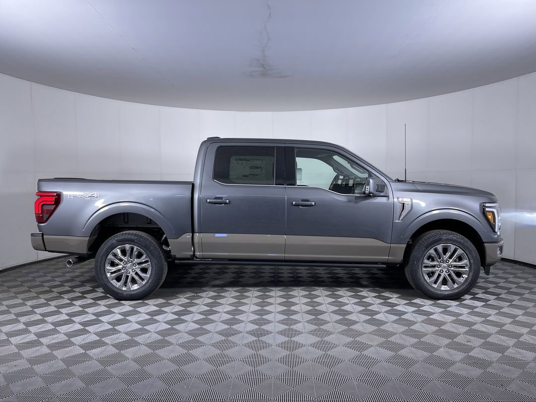 New 2026 Carbonized Gray Metallic Ford King Ranch image 10