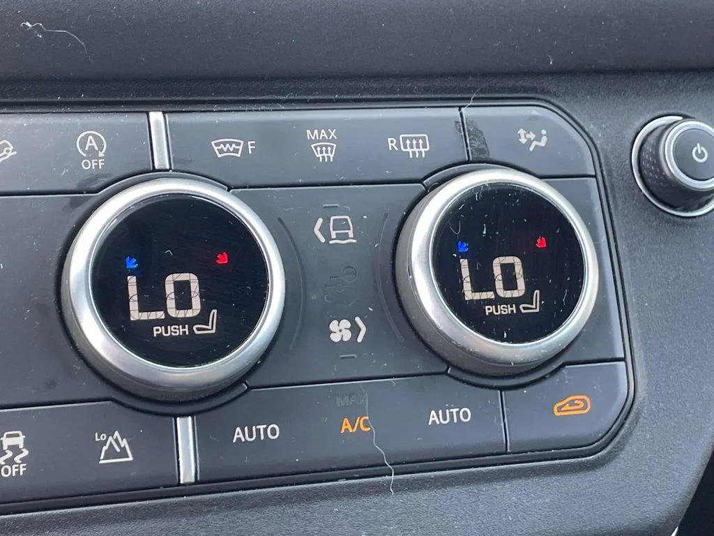 Certified Used 2023 Black Land Rover S image 31