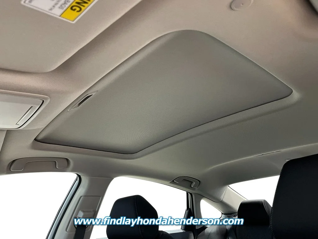New 2026 Solar Silver Metallic Honda SE image 23