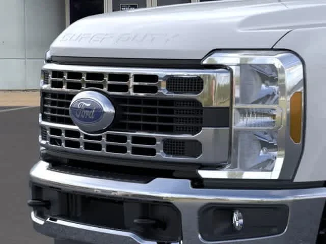 New 2026 Oxford White Ford XL image 20
