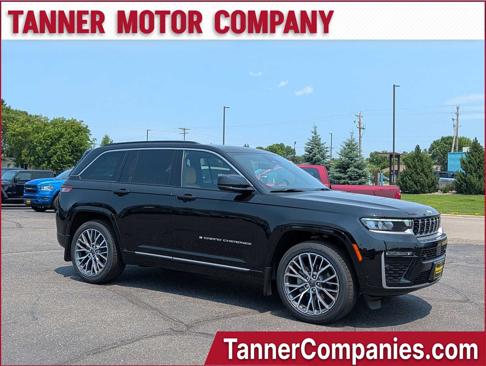 2026 Jeep Grand Cherokee Summit 4x4's photo