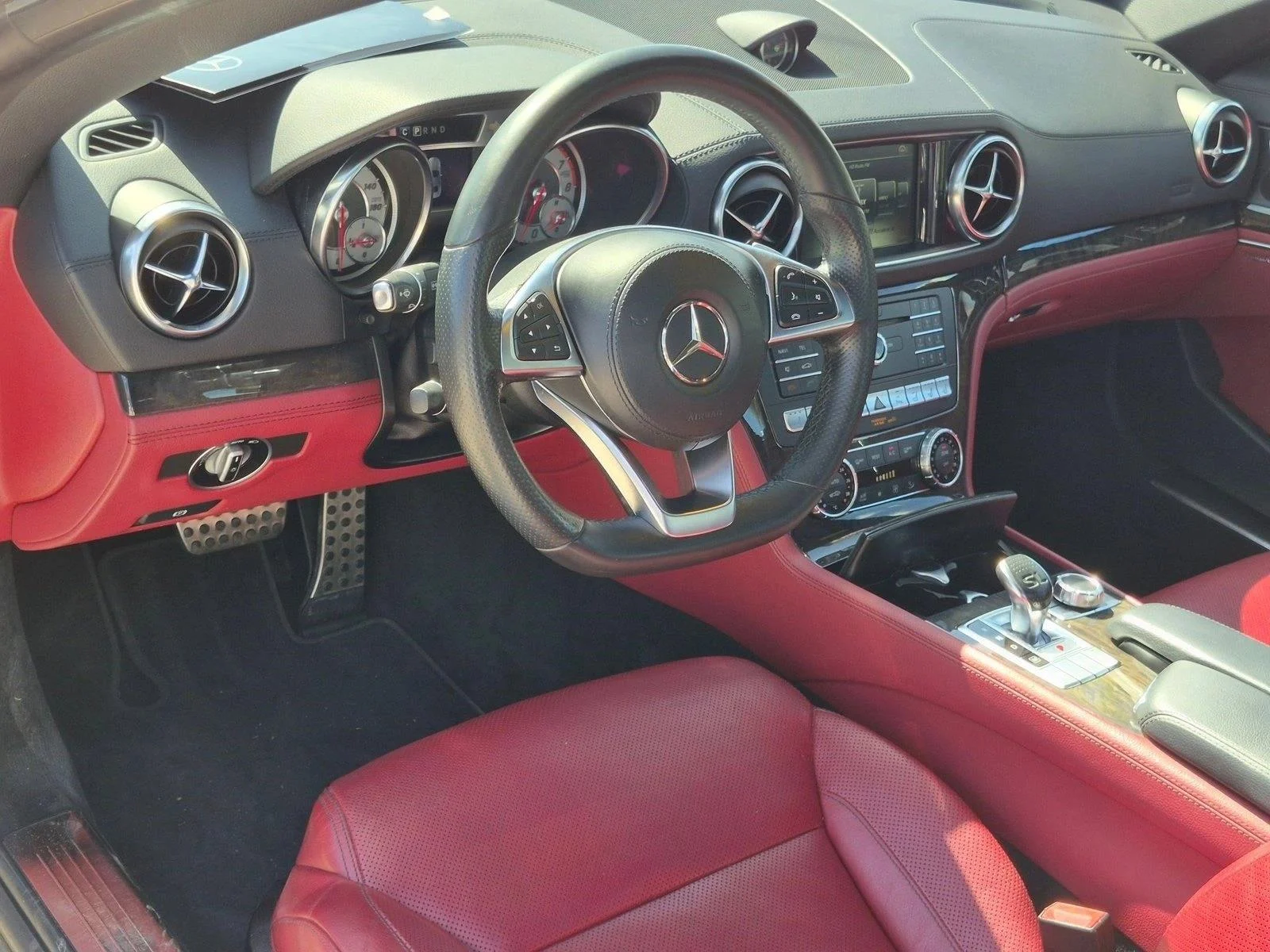 Used 2017 Polar White Mercedes-Benz SL 450 image 9
