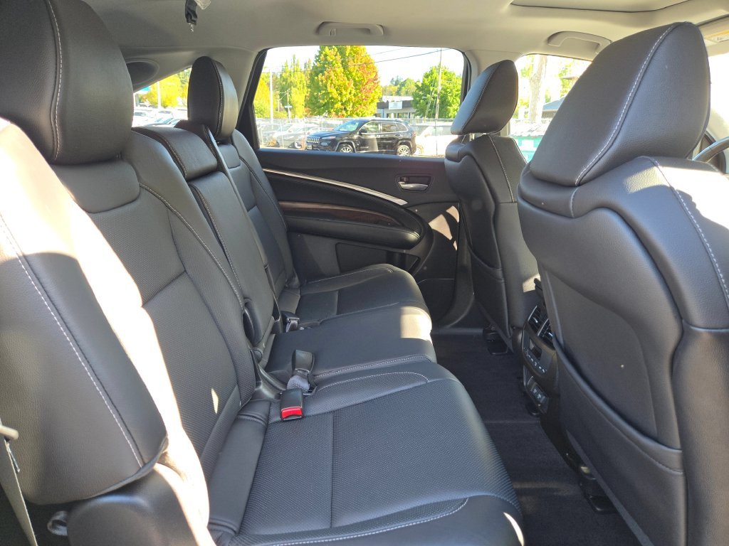Used 2019 Gunmetal Metallic Acura 3.5L Technology Package image 13