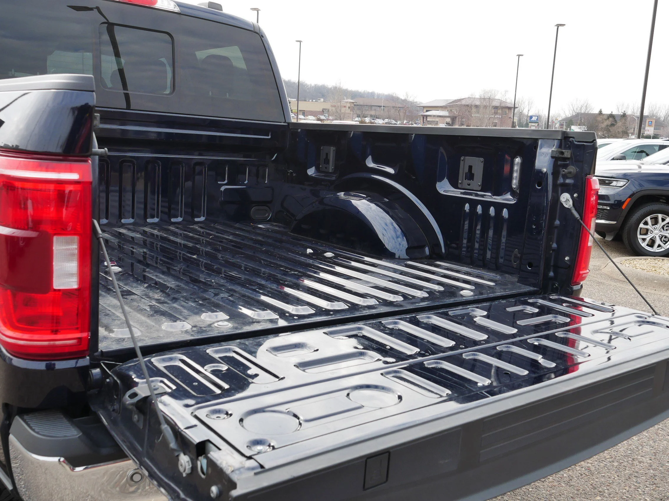 2021 Ford F-150 XLT - Photo 18