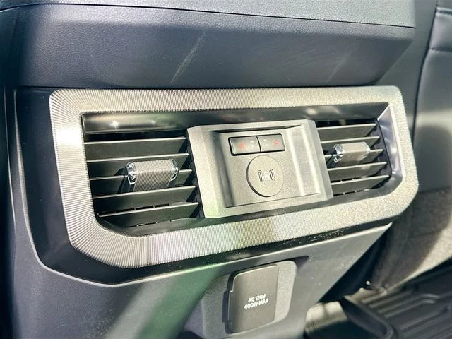 New 2026 White Metallic Ford Platinum image 18