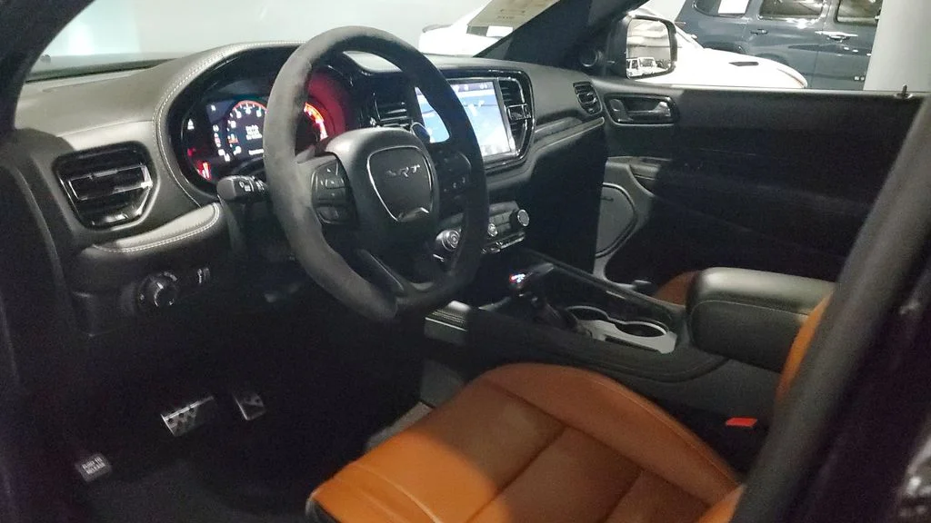 Used 2025 Red Dodge SRT Hellcat image 23