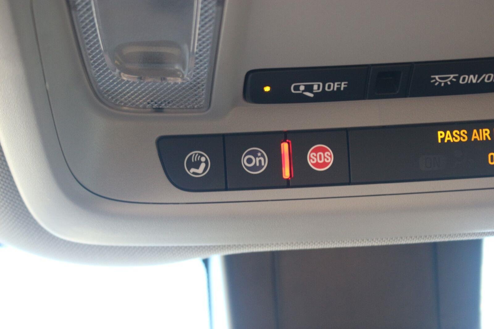 Used 2024 Sterling Metallic GMC SLE image 33