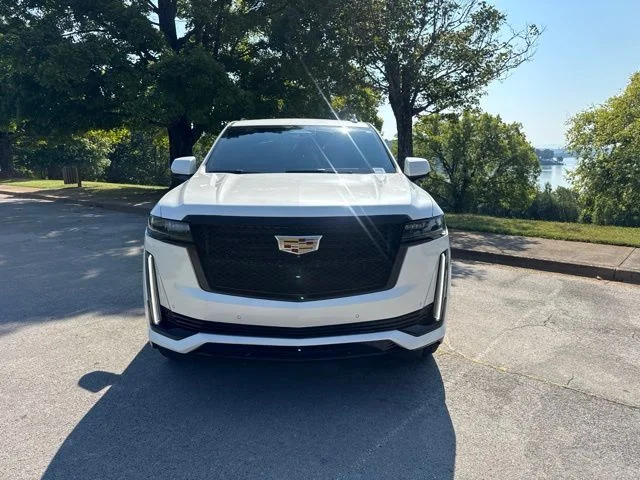 Used 2022 White Cadillac Sport image 2