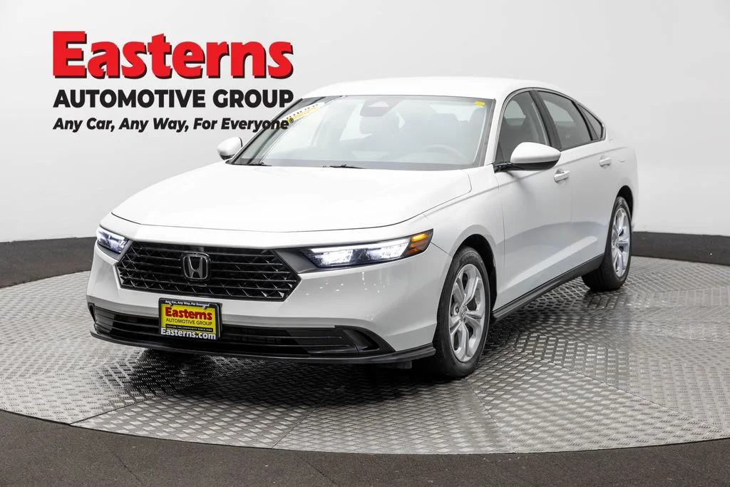 Used 2024 White Honda LX image 1