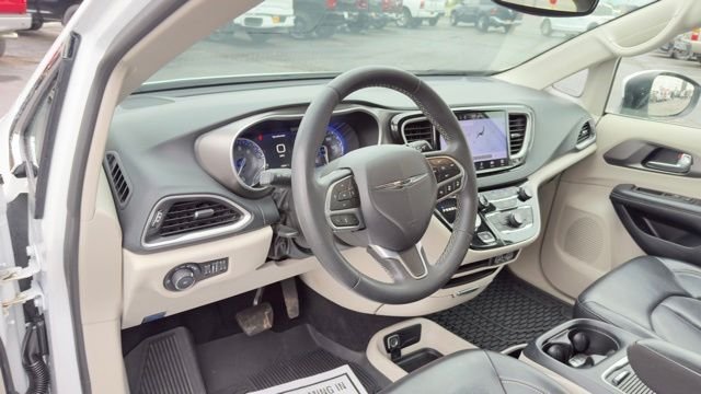 Used 2023 White Chrysler Touring L image 14