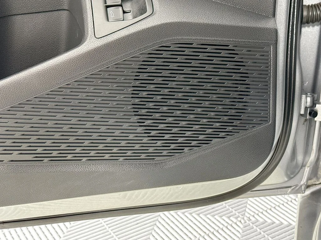 Used 2021 Pyrite Silver Metallic Volkswagen R-Line image 19