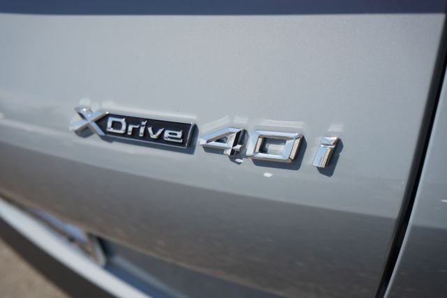 Used 2025 Gray BMW xDrive40i image 15