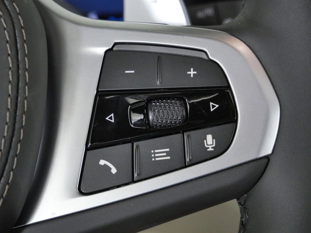 Used 2026 Carbon Black Metallic BMW xDrive50e image 43