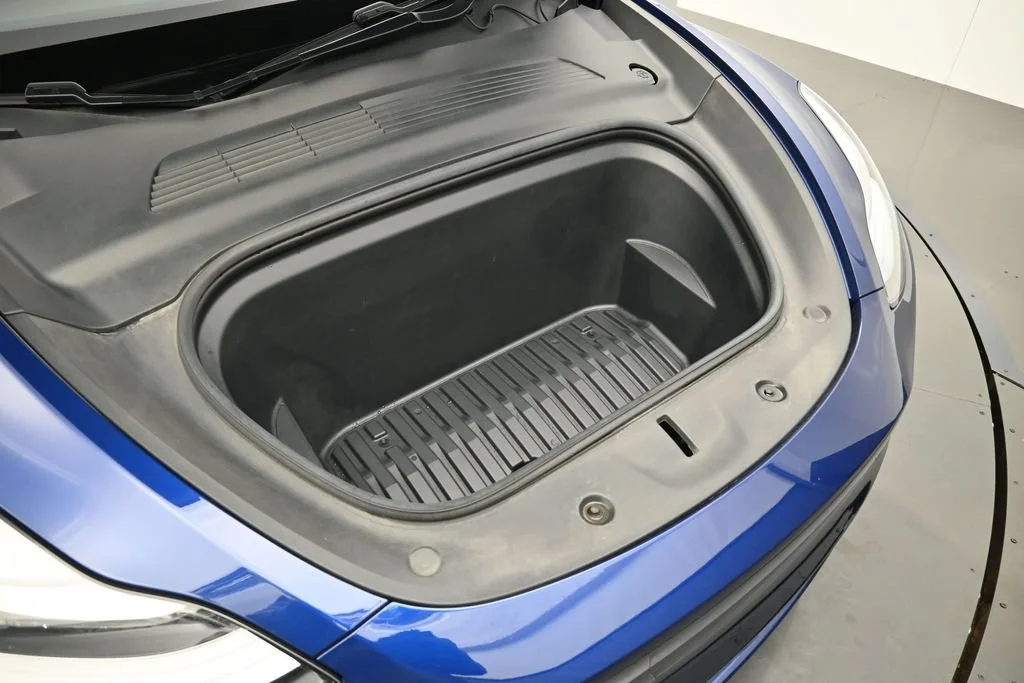 Used 2021 Blue Tesla Long Range image 8