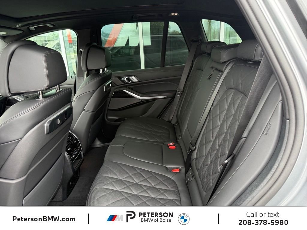 New 2026 Skyscraper Grey Metallic BMW xDrive50e image 18