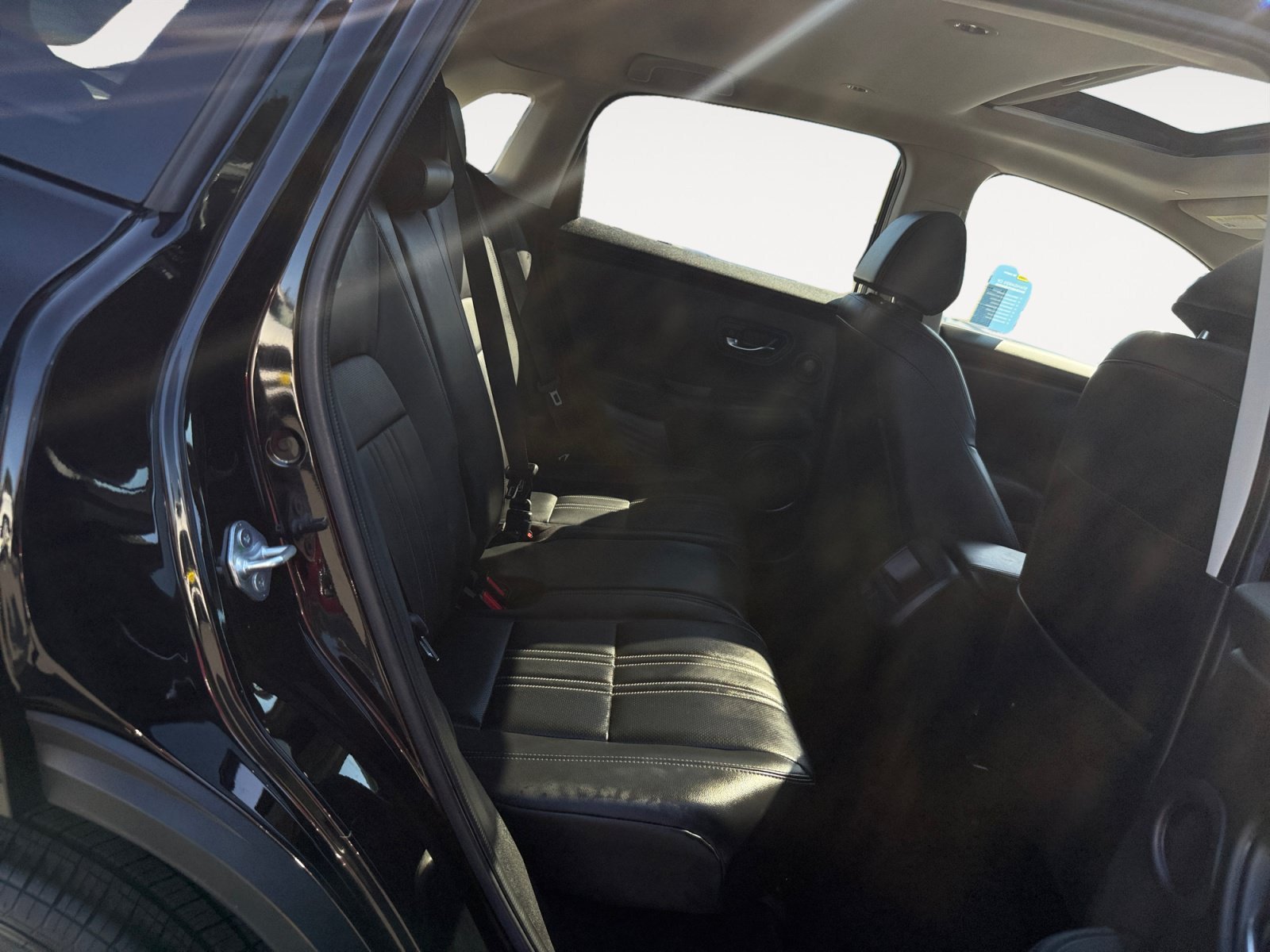 Used 2024 Crystal Black Pearl Honda EX-L image 18