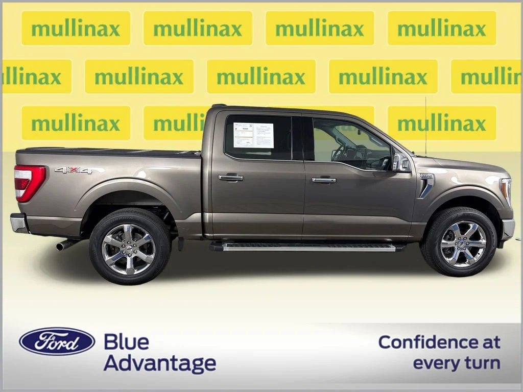 Certified Used 2023  Ford Lariat image 2