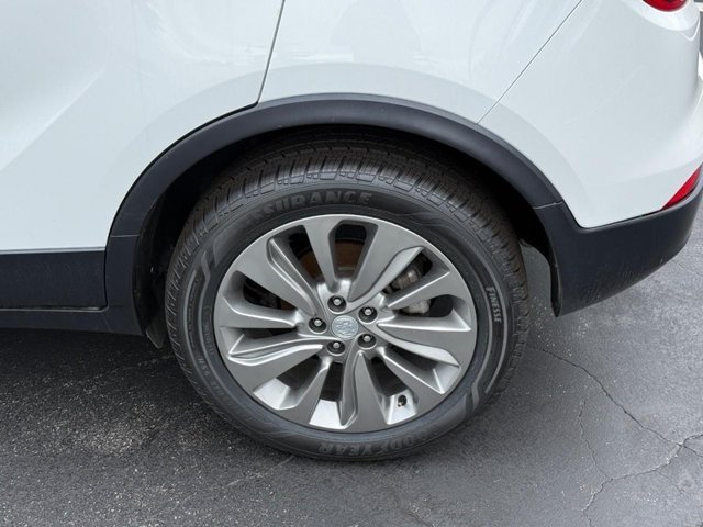 Used 2019 (Includes (CM5) Black Carbon Metallic lower exterior accent color, Paint code W700S.) Buick Preferred image 4