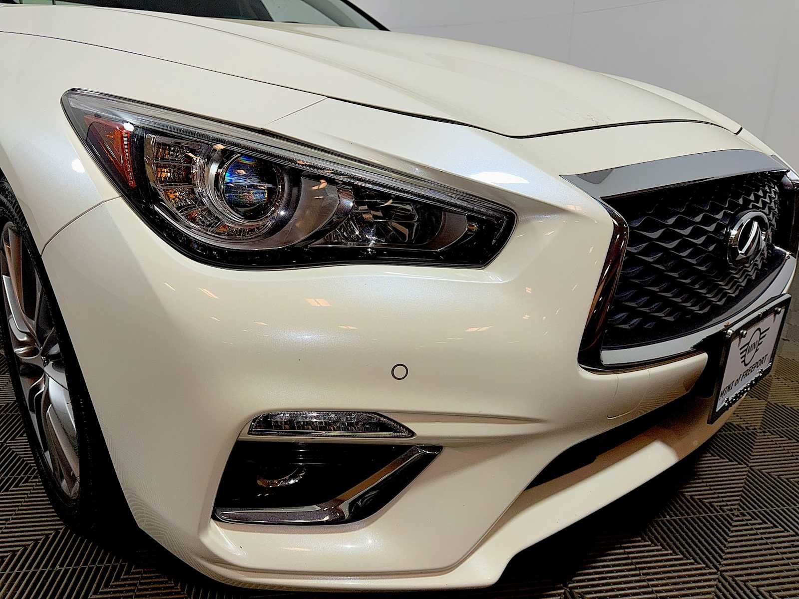 Used 2023 Majestic White INFINITI LUXE image 25