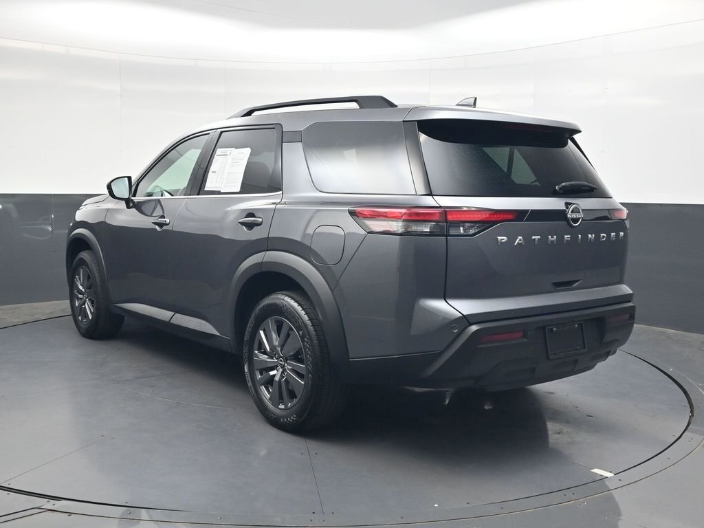 Used 2025 Gray Nissan SV image 7
