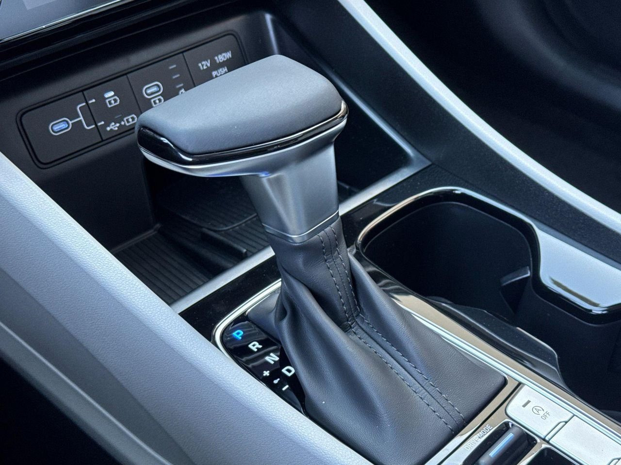New 2026 Gray Hyundai SEL Premium FWD image 21