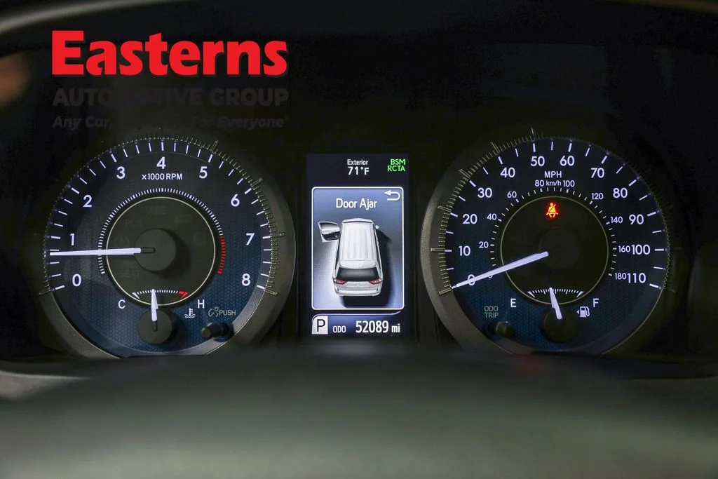 Used 2019 Red Toyota XLE image 18