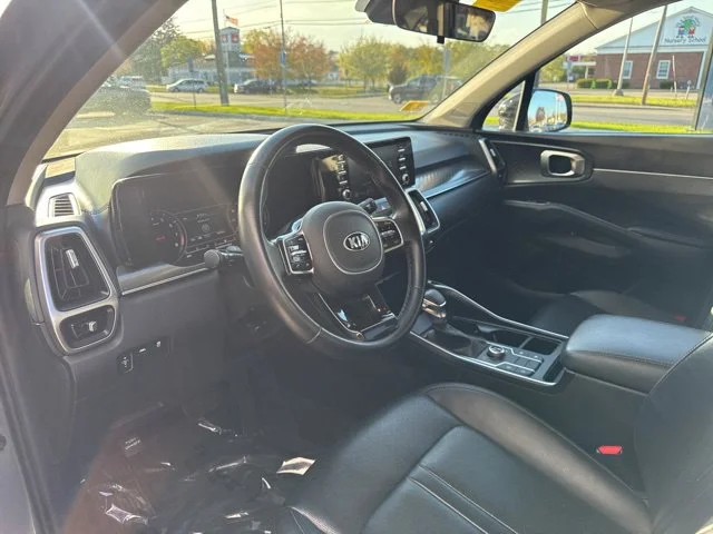 Used 2021 Silver Kia S image 9