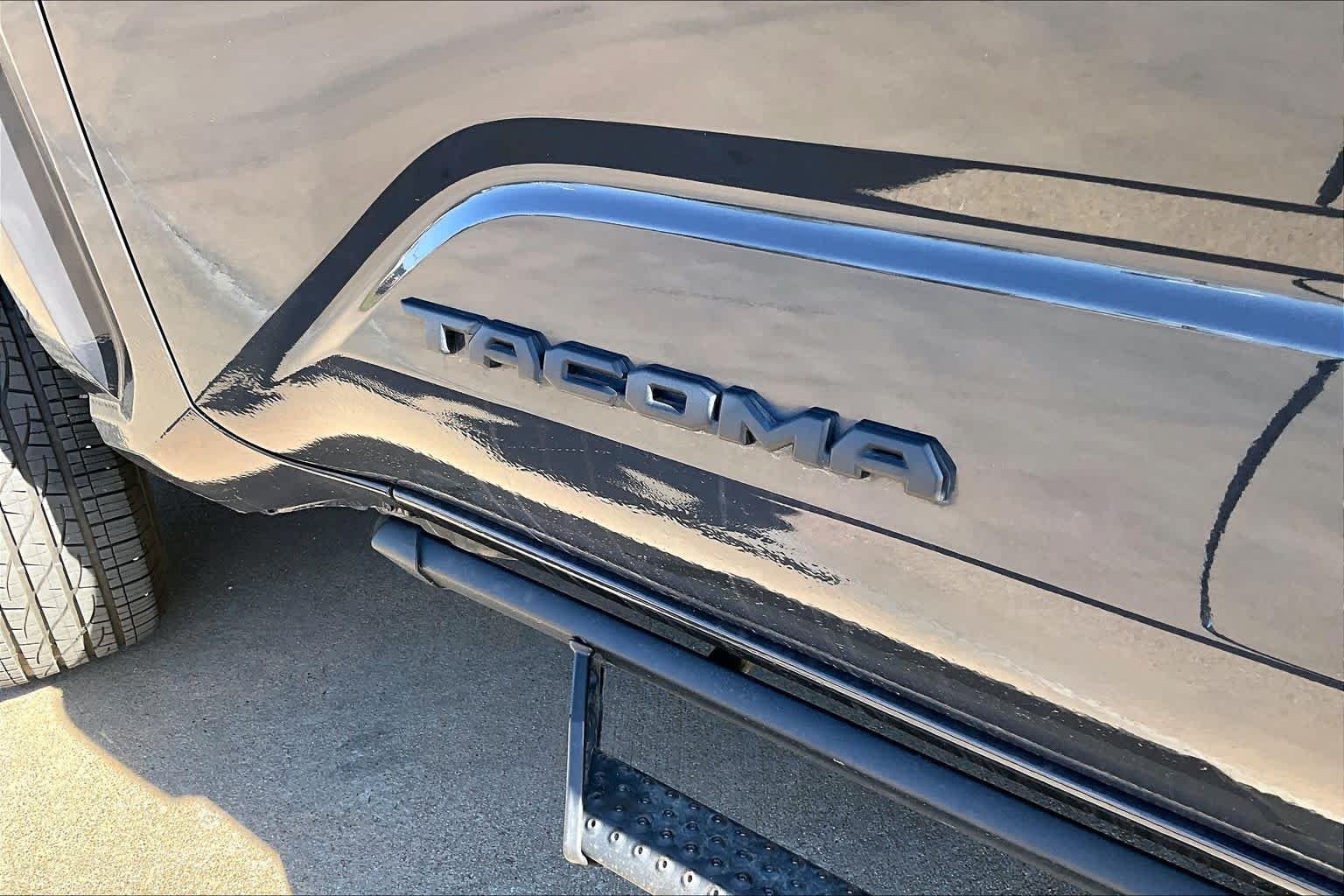 2024 Toyota Tacoma SR5 - Photo 32